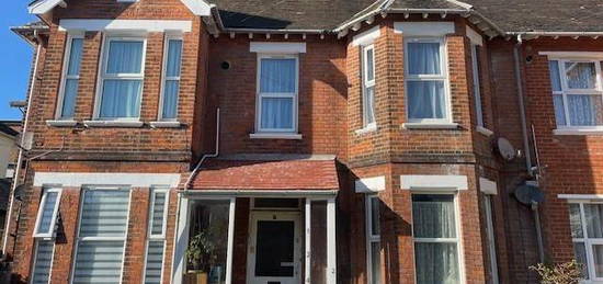 Flat to rent in Claremont Road, Folkestone CT20