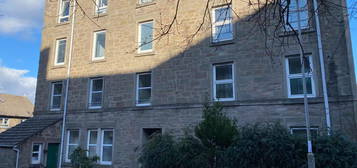 2 bed flat to rent