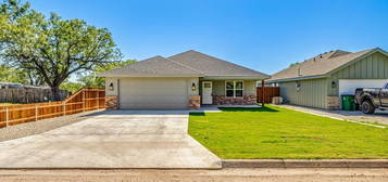 1015 E 40th St, San Angelo, TX 76903