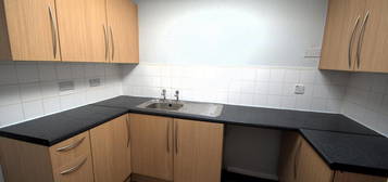 3 bedroom flat to rent