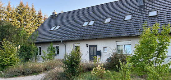 Moderne 3-Raum-Wohnung mit Einbauküche und großem Balkon