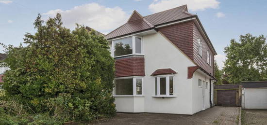 4 bedroom semi-detached house