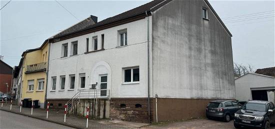 2-Familienhaus in Schwalbach // Privatverkauf