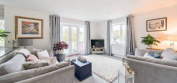 Flat for sale in Highgate House, High Wycombe, Buckinghamshire HP11