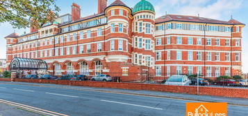 Flat for sale in Owls Road, Boscombe, Bournemouth BH5