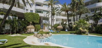 Dúplex en venta en  Principe Alfonso Hohenloh escalera b planta 02 puerta 02, Ur Marbella Real s/n