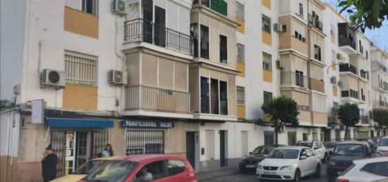 Piso en venta en calle Juan Sebastián Elcano