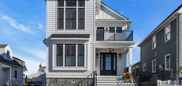 22 2nd Ave, Manasquan, NJ 08736