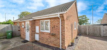 3 bed detached bungalow for sale