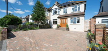 4 bedroom semi-detached house for sale