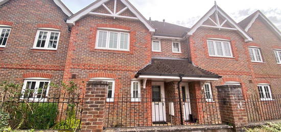 3 bed terraced house to rent