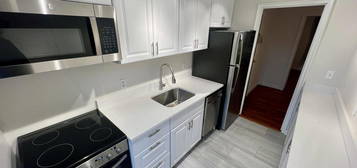 310 Ashby St Unit B, Alexandria, VA 22305