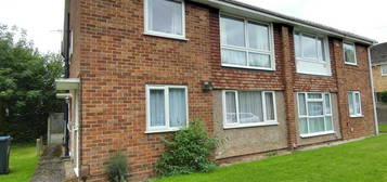 2 bedroom maisonette for sale