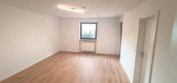 Neu renovierte 1- Zimmer Wohnung mit Balkon