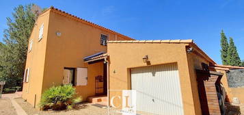 Villa  à vendre, 4 pièces, 3 chambres, 107 m²