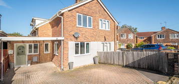 3 bed semi-detached house for sale