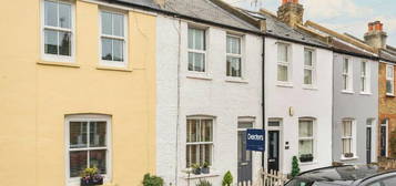 2 bedroom terraced house for sale