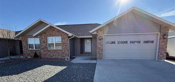 2944 Kent Ave, Cody, WY 82414