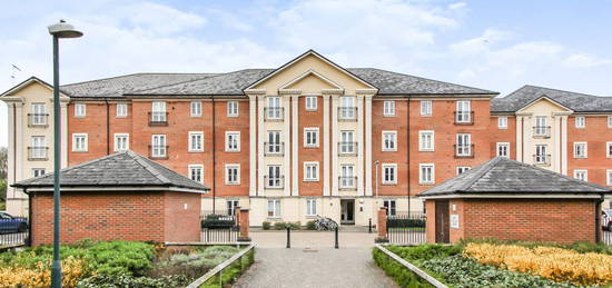 Flat for sale in Brunel Crescent, Swindon SN2