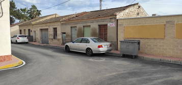 Chalet adosado en venta en calle la Bodega