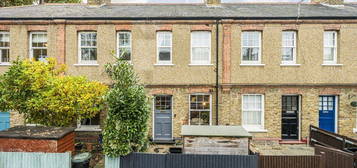 Maisonette for sale in Rosehill, Hampton TW12