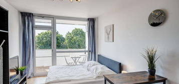 Möbliert: Modernes Apartment in Fürstenried