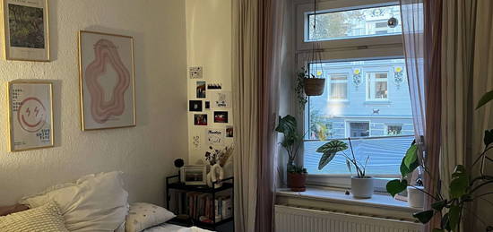 2 Zimmer Wohnung mit Balkon in Eimsbüttel