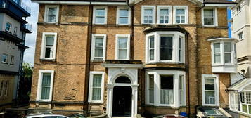 3 bed flat for sale