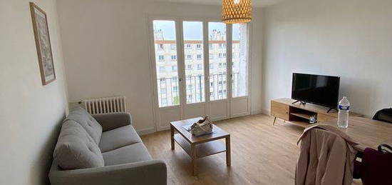 Appartement T4 meublé à la chambre