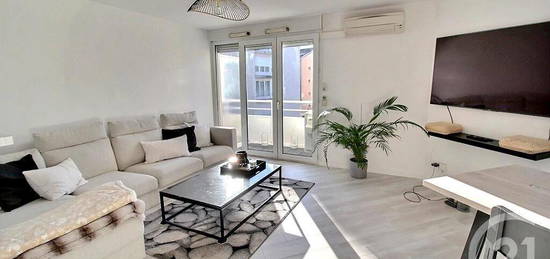 Location appartement 4 pièces 106 m²