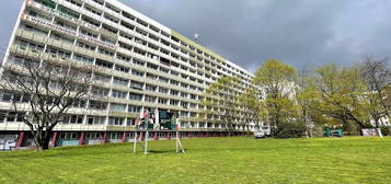 1-Zimmer Wohnung mit Balkon für Renovierungsfreudige!