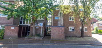 Flat to rent in Clifton Street, Norwich NR2