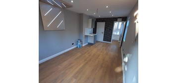 Studio to rent in Arcway, Islington, London N19