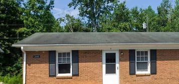 210 Bookington Dr Unit 210 B, Lexington, NC 27292