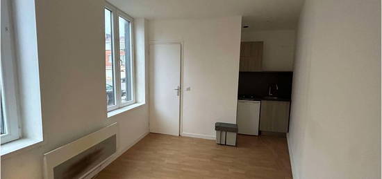 Location appartement 1 pièce 12 m²