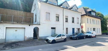 Zweifamilienhaus in zentraler Lage von Saarburg