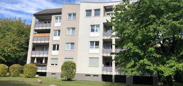 schöne 2 ZKB Wohnung mit Balkon in Baunatal am Baunsberg ( BTL-AA40-1M )