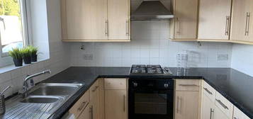 4 bedroom terraced house to rent