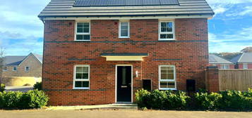 3 bedroom semi-detached house