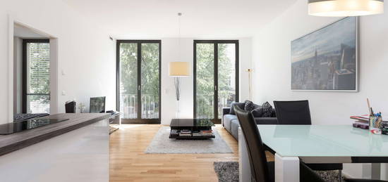 ***Exklusive Wohnung im Herzen von Mitte /Exclusive apartment in most sought-after part of Mitte