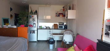 HYERES spacieux studio avec loggia 37 M²