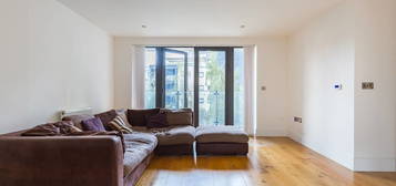 2 bed flat to rent