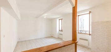 Appartement  à louer, 3 pièces, 2 chambres, 68 m²