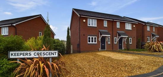 3 bedroom semi-detached house for sale