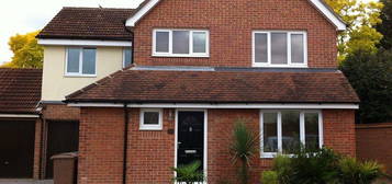 Detached house to rent in Leeward Road, South Woodham Ferrers, Chelmsford CM3