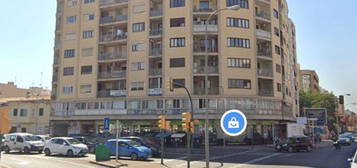 Piso en venta en calle Mare de Déu de la Victòria, 2