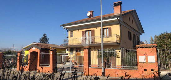 VILLA SINGOLA A GIUSSAGO