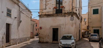 Casa indipendente in vendita in via Giovanni Amendola, 18