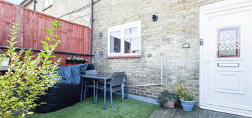 Flat for sale in The Broadway, Hornchurch, Essex RM12