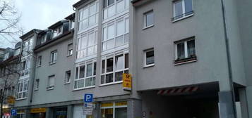 Stilvolle 2-Raum-Wohnung mit Balkon und Einbauküche in Hockenheim